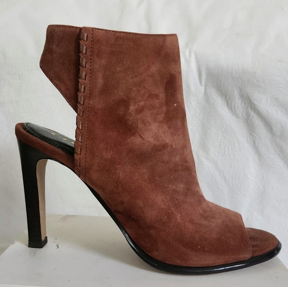 🔥COACH high heel sandals suede Size 8 - Picture 1 of 11